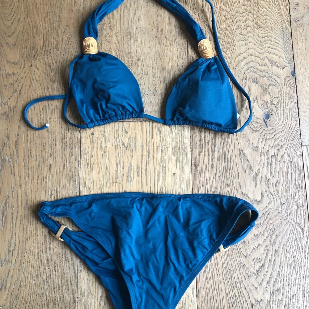 L-Space bikini - Picture 2 of 2